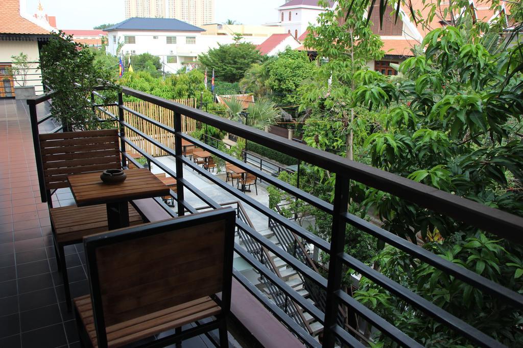Palm Tree Boutique Hotel Phnom Penh Extérieur photo