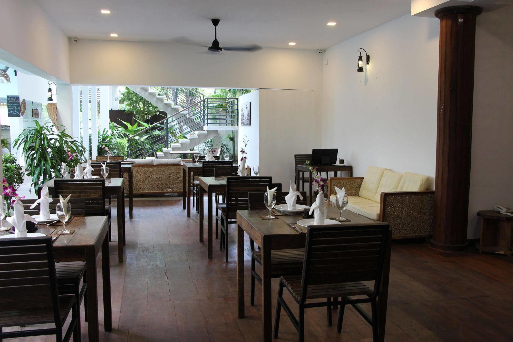 Palm Tree Boutique Hotel Phnom Penh Extérieur photo