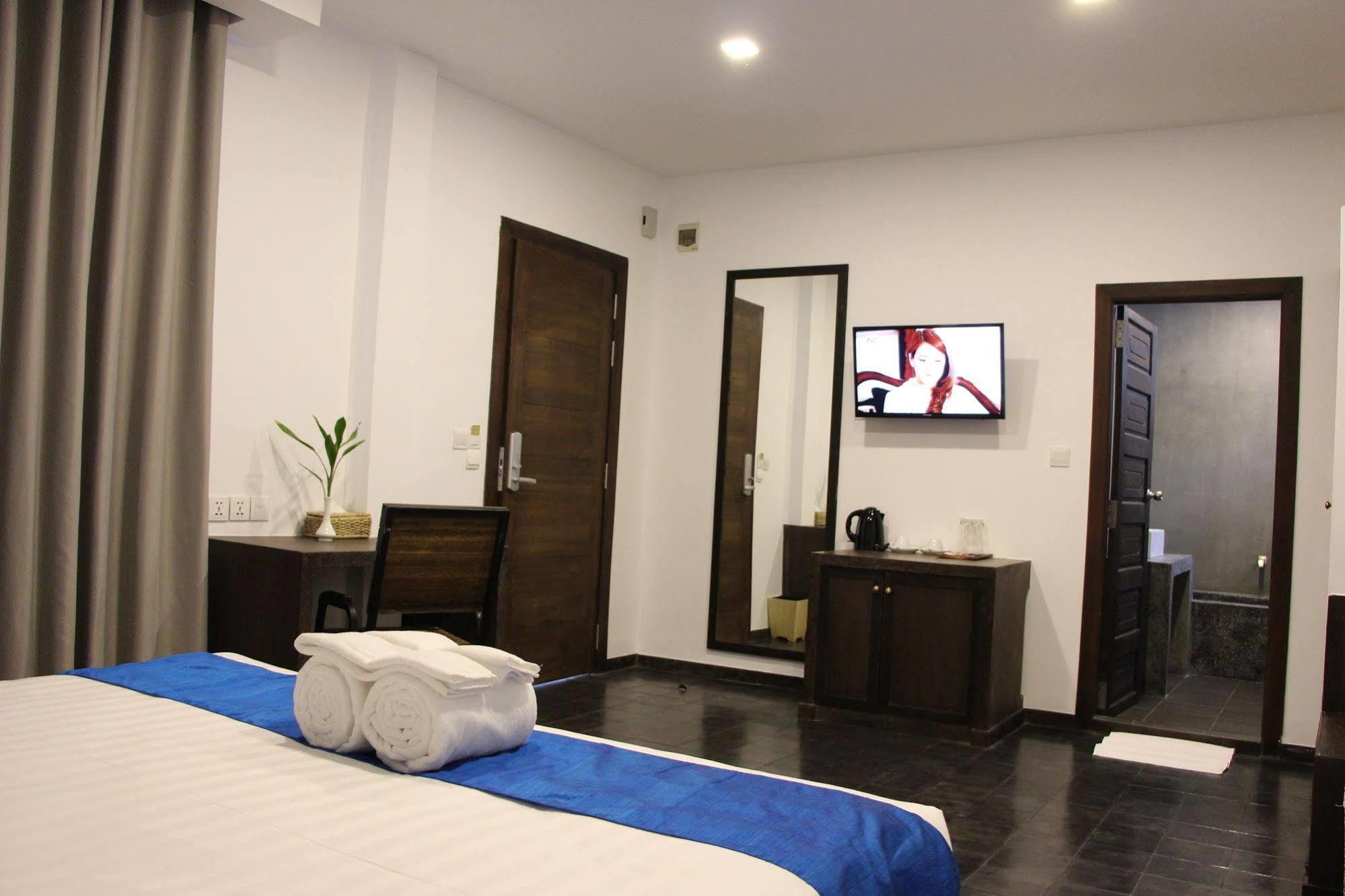 Palm Tree Boutique Hotel Phnom Penh Extérieur photo